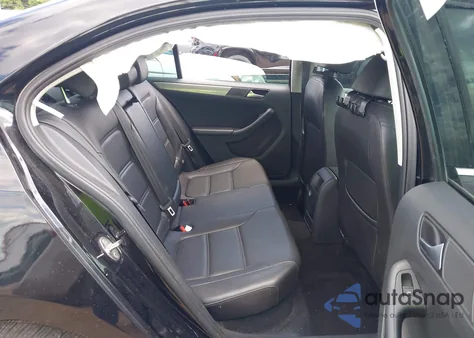 2017 Volkswagen Jetta 1.4T Se from USA, damaged, VIN 3VWDB7AJXHM384337